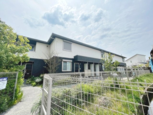 シャーメゾン宝塚中山寺セントリビエの外観