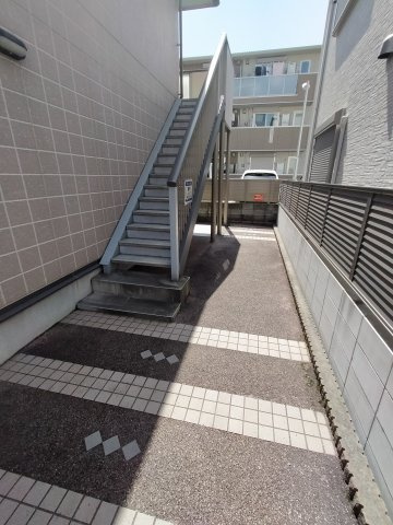【エントランス】 | ドエル光南