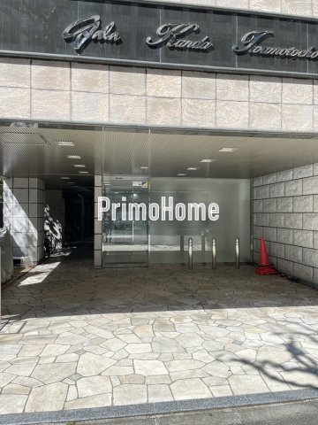 ガーラ神田岩本町のエントランス