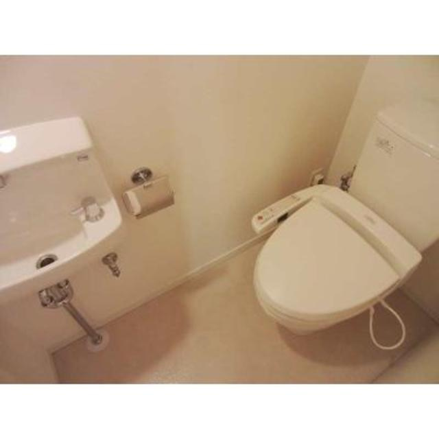 レガーロ西早稲田のトイレ|※写真は同タイプ住戸です。