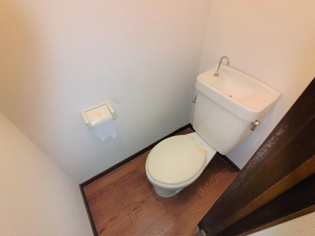 鹿手ハイツのトイレ