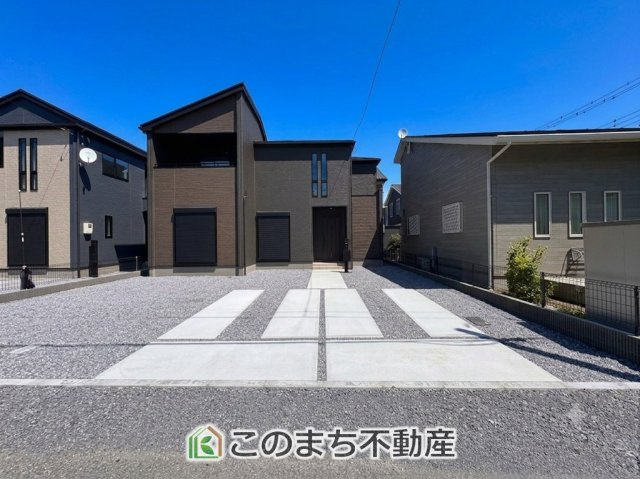 グラファーレ宇都宮市峰町3期の駐車場|カースペースは並列２～３台分ございます！