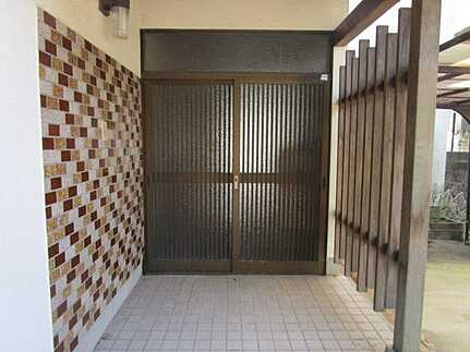 安佐南区高取北４丁目の玄関