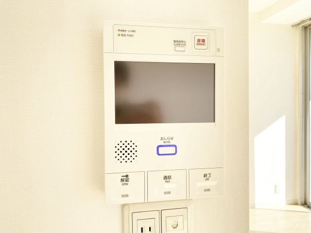 セレーノ大宮E棟のセキュリティ|モニタ付きインターホン☆