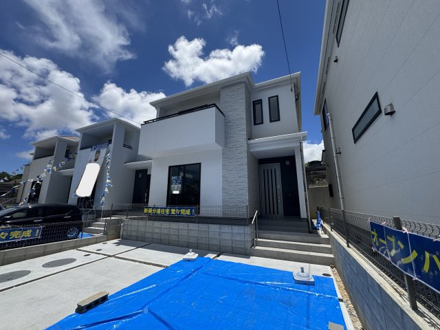 浦添市沢岻（全5棟）ABCD号棟の玄関|※同仕様写真です