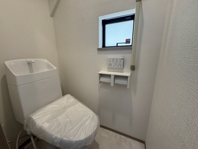 浦添市沢岻（全5棟）ABCD号棟のトイレ|※同仕様写真です