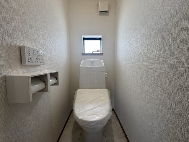 浦添市沢岻（全5棟）ABCD号棟のトイレ|※同仕様写真です