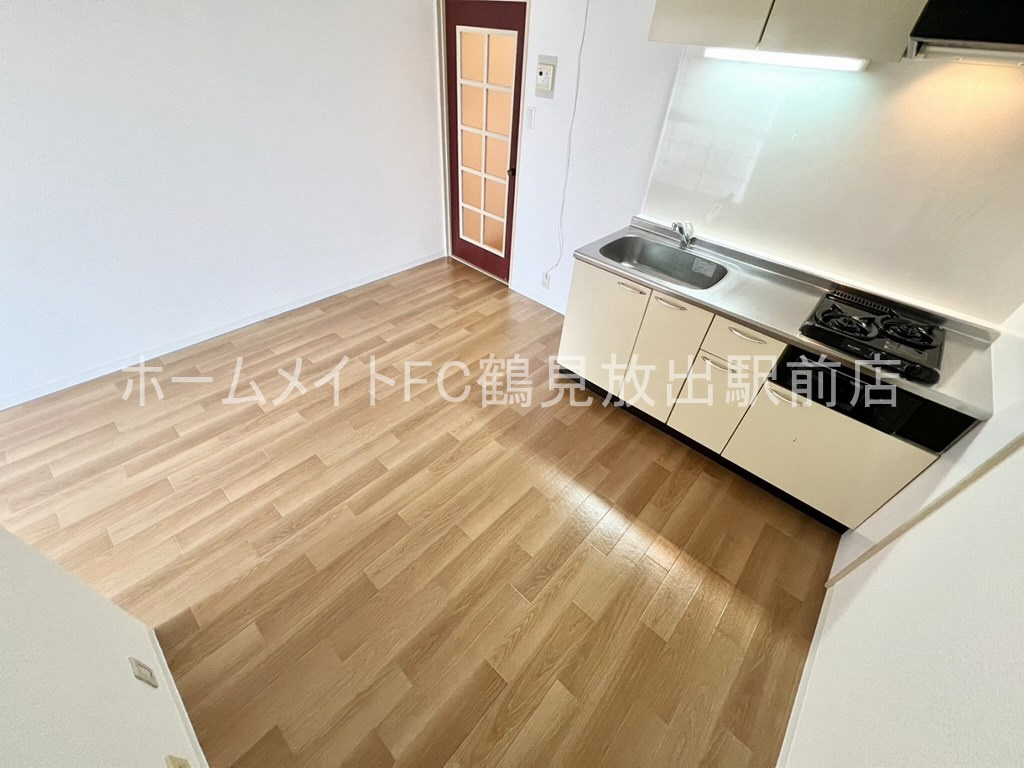 大阪市鶴見区放出東１丁目の賃貸マンションの居間・リビング