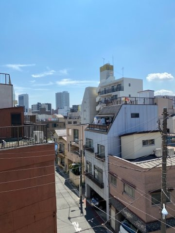 パビヨン平岡の展望