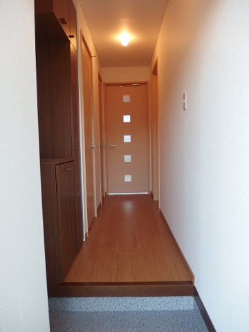 アネックスＢの玄関|毎日通る玄関はこちらです