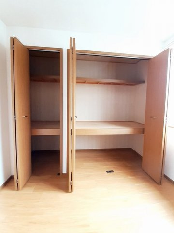 エスポワール本宿Ａの収納|十分な収納スペースがあります
