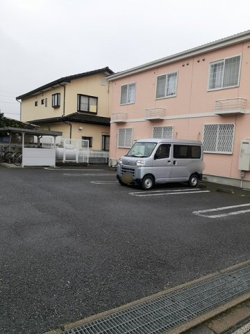 エスポワール本宿Ａの駐車場|カースペースがあります