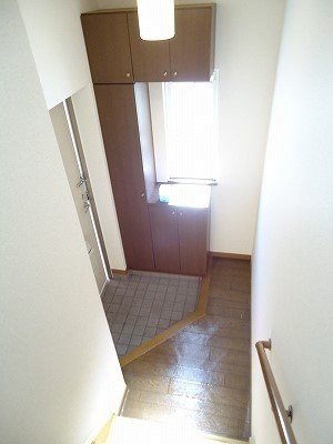 エスポワール本宿Ａの玄関|きれいな玄関です