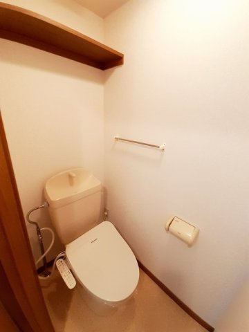 エスポワール本宿Ａのトイレ|清潔感のあるトイレです