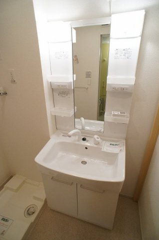 プリムヴェールの洗面所|忙しい朝には欠かせない洗面所です