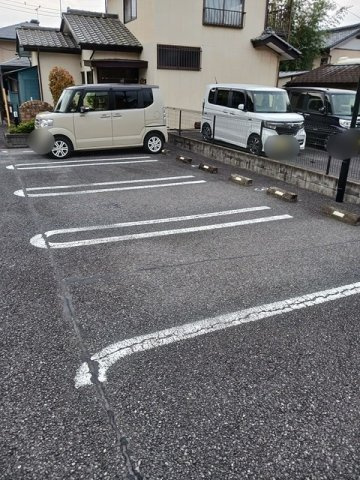 チャーサイトの駐車場|駐車場に車を止められます