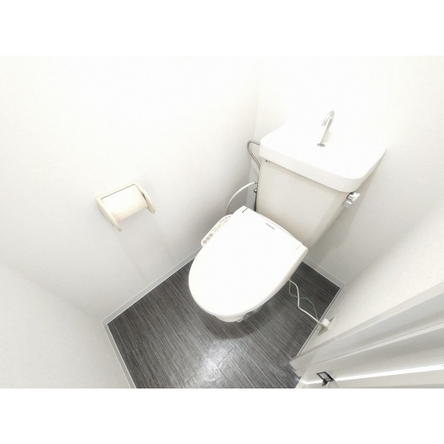 キュウブＥＸ三俣のトイレ|落ち着いた色調のトイレです