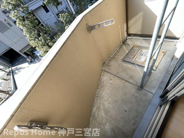 アスヴェル神戸元町海岸通のバルコニー