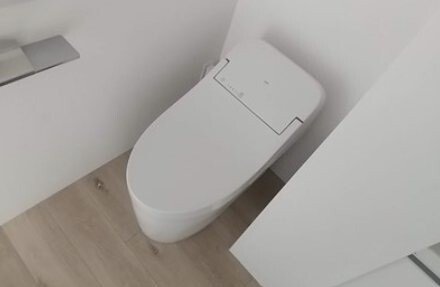 グランドフォレスト学芸大学のトイレ|ゆったりとした空間のトイレです