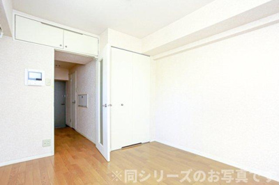 【居間・リビング】 | ダイナコートエスタディオ平尾駅前　★プライスホームなら仲介手数料が割引価格です！★