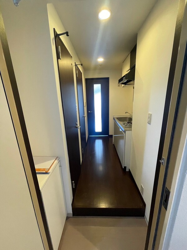 グランシティレジデンス京都駅前（旧：GARNET RESIDENCE 七条河原町）の玄関
