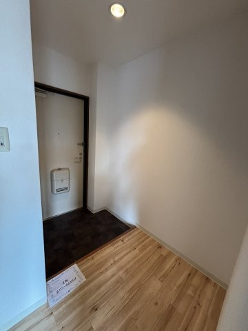 GARDEN TREE岡町の玄関