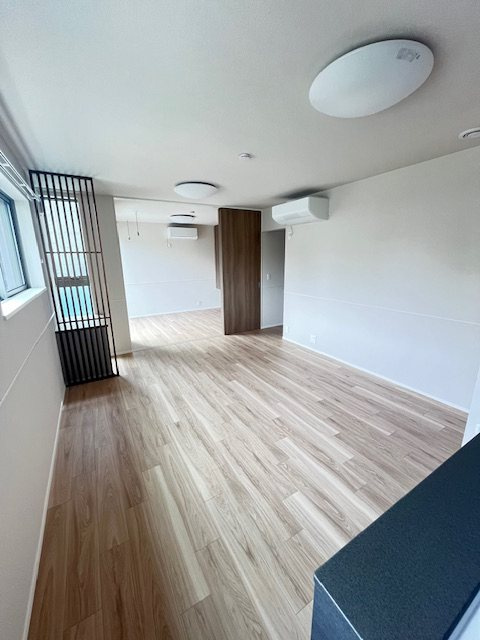 KM　five の居間・リビング
