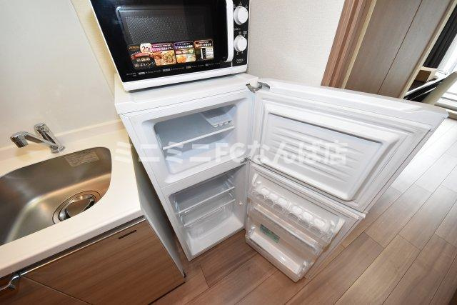 プレサンス難波駅前