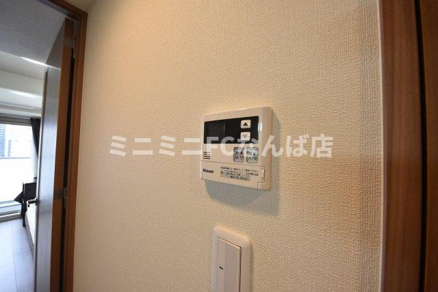 プレサンス難波駅前