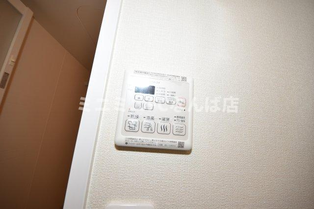 プレサンス難波駅前