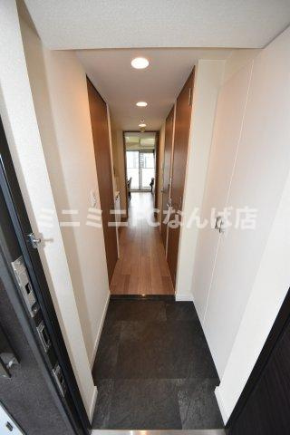プレサンス難波駅前の玄関