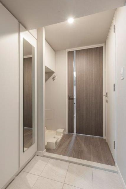 アーバネックス東京八丁堀の玄関|※写真は同タイプ住戸です。
