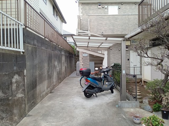 サンラファエル生田のエントランス