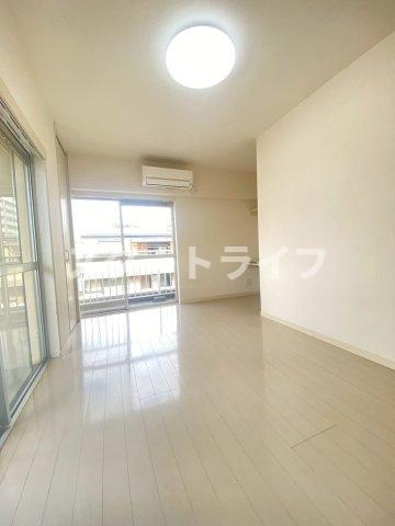 大阪市淀川区新高６丁目の賃貸マンション