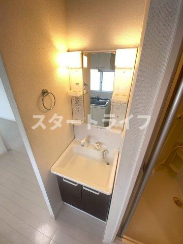 大阪市淀川区新高６丁目の賃貸マンションの洗面所