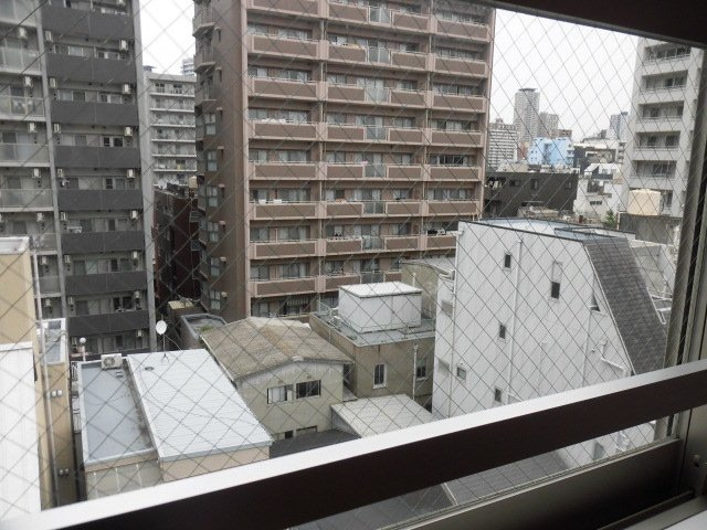 大阪市中央区瓦屋町１丁目の賃貸マンションの展望