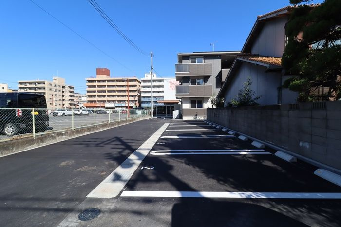 ベイ　ブランシェ奥田の駐車場