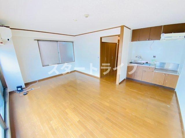 大阪市淀川区西中島４丁目の賃貸マンションの居間・リビング|参考写真