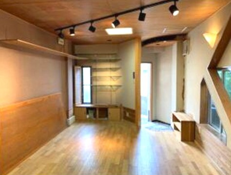 福徳ビルの内装