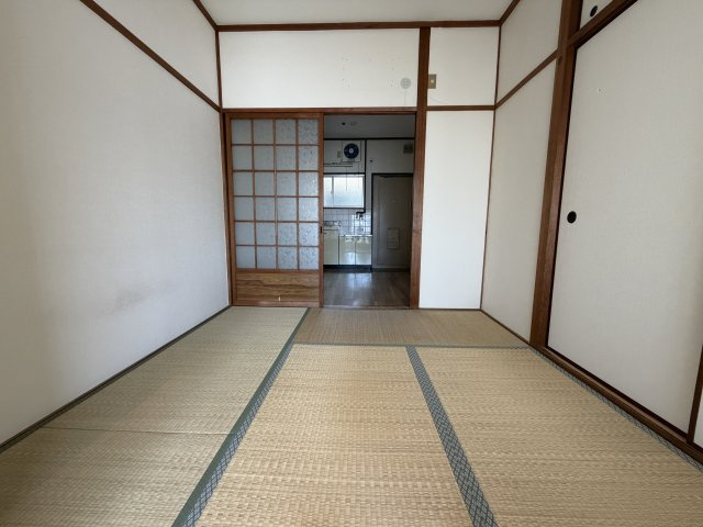 日興マンションの内装