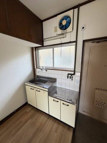 日興マンションのキッチン