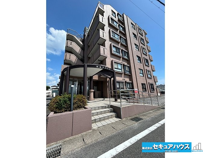 刈谷アイリスの外観|【現地外観写真】
■株式会社　セキュアハウス■
住宅ローンに強く、知識、経験豊富なスタッフ在籍
お客様に寄り添い、ご成約後もサポート致します。　　　　　　　　　　　　　　　　　　　　　　　　　　　　　