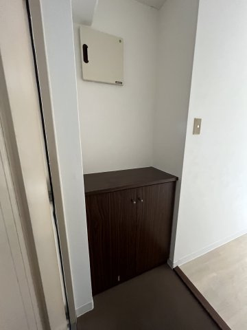 マンション木乃新の玄関