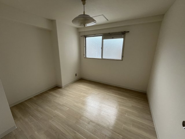マンション木乃新の洋室