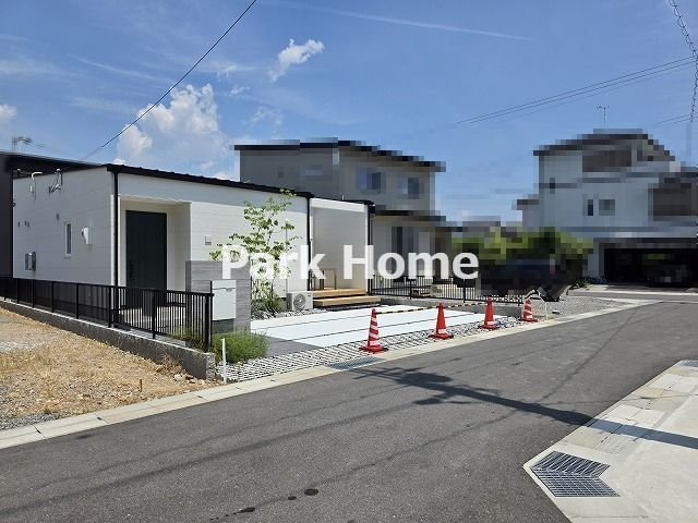 高知市鴨部 -5号地- 新築戸建ての前面道路含む現地写真