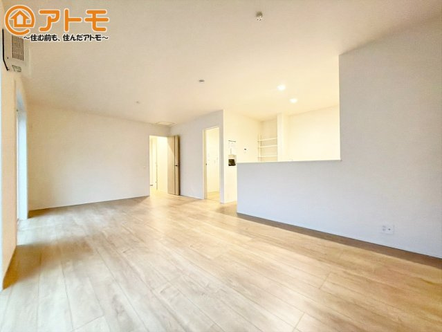 【居間・リビング】 | 富士市富士岡第1期　新築戸建て　4号棟