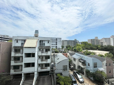 【展望】 | OTCロイヤル千里 | 弊社のファイナンシャルプランナーより、将来に向けた資金計画・住宅ローンの無料相談が皆様に大変ご好評頂いております！物件ご購入の前に、まずはお気軽にご相談くださいませ。