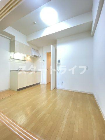 大阪市淀川区西宮原２丁目の賃貸マンションの居間・リビング|参考写真