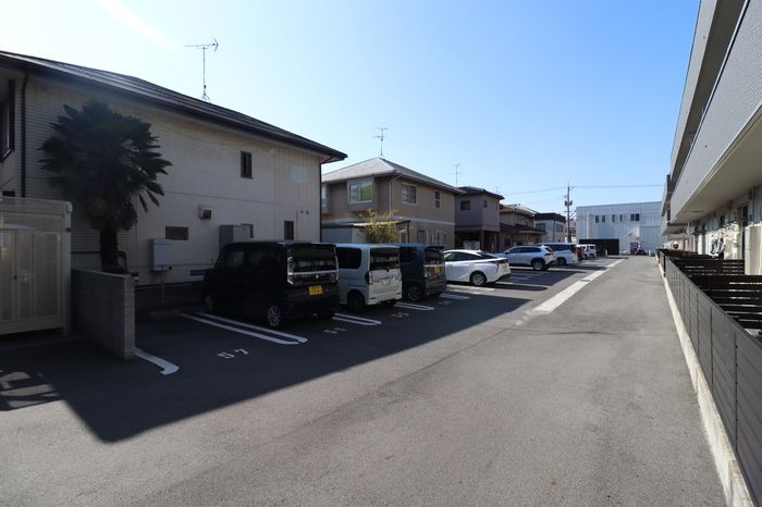 サニーフラット西市　A棟のバルコニー