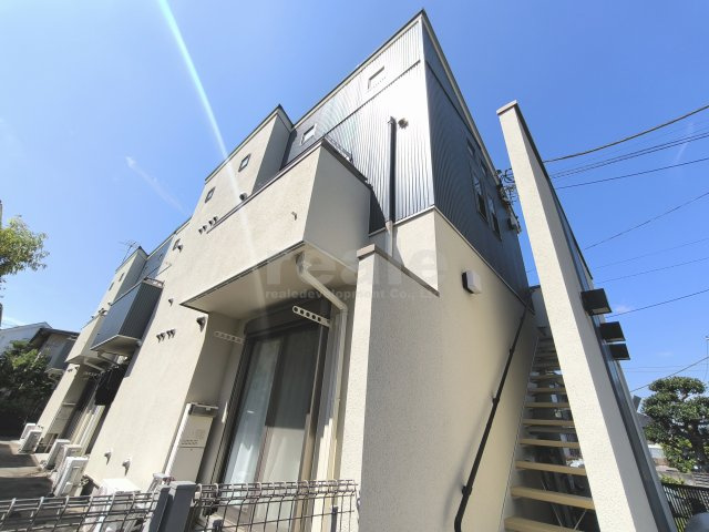 武蔵野市吉祥寺南町４丁目のアパート